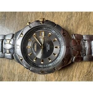 Men's Seiko 5M62 0AH8 Kinetic Watch